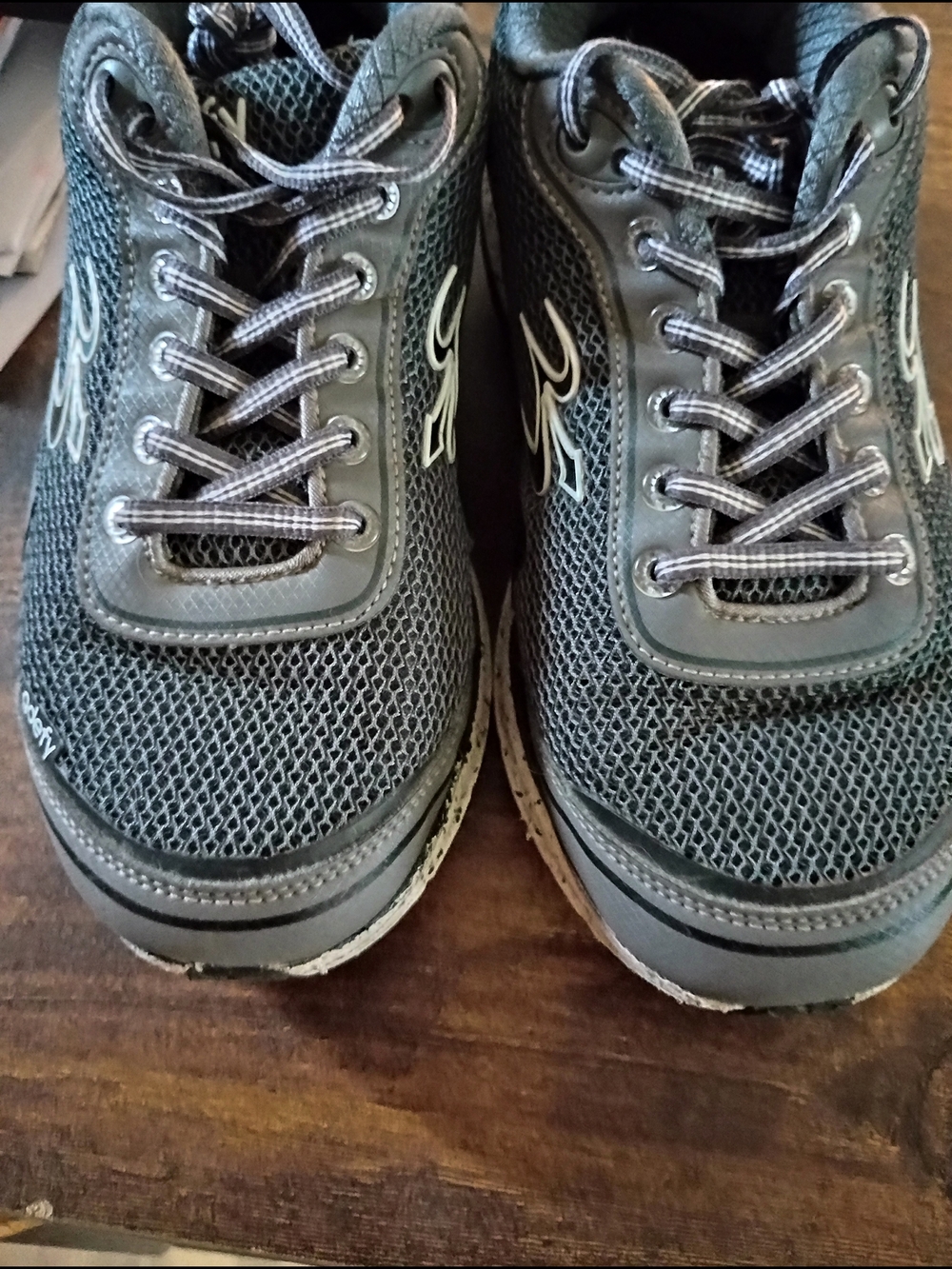 Women's Athletic Lace-Up Sneakers in Gray - Casual Performance